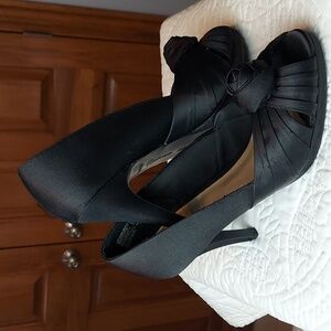 FIONI Clothing Night Black ISIS Stylish Satin Open Toe Heels
